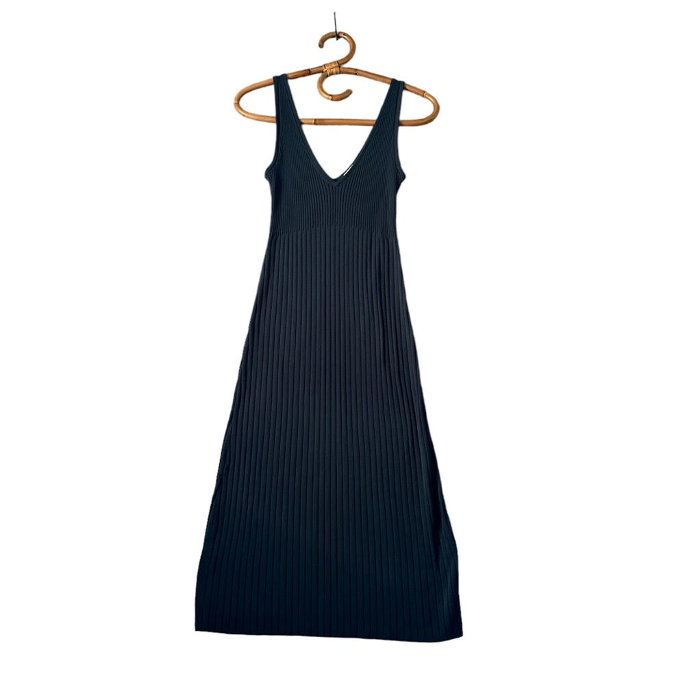 Aritzia | Babaton | Dark Teal Ribbed Knit V-Neck Midi Dress Size XS